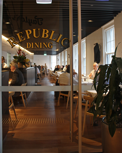 Republic dining_crp_adj_LR