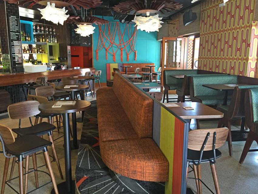 Oxford Hotel_Paddington_bar area 2_LR