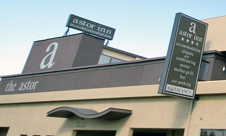 Astor Inn frontage_web