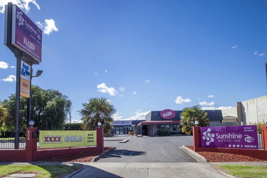 Sunshine Motor Inn_CBRE_crp_adj_LR_30w