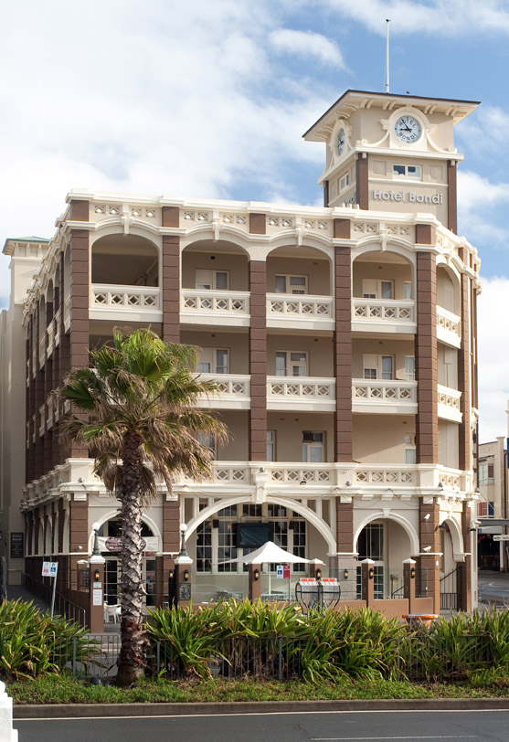 Hotel Bondi frontage_crp_sml