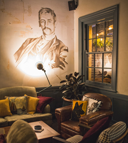 Edinburgh Castle_Henry Lawson mural_crpsq_LR