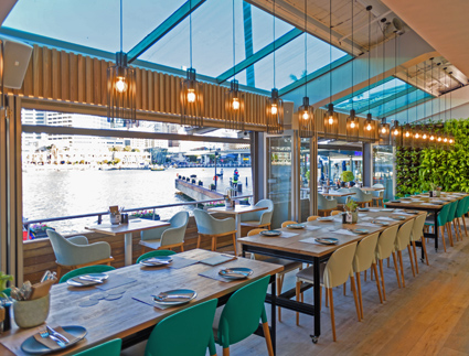 the-port-dining_crpsq_adj_lr