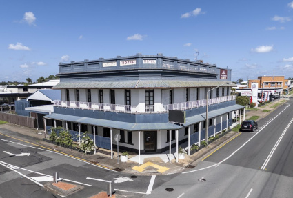 AUSTRALIAN HOTEL & MOTEL